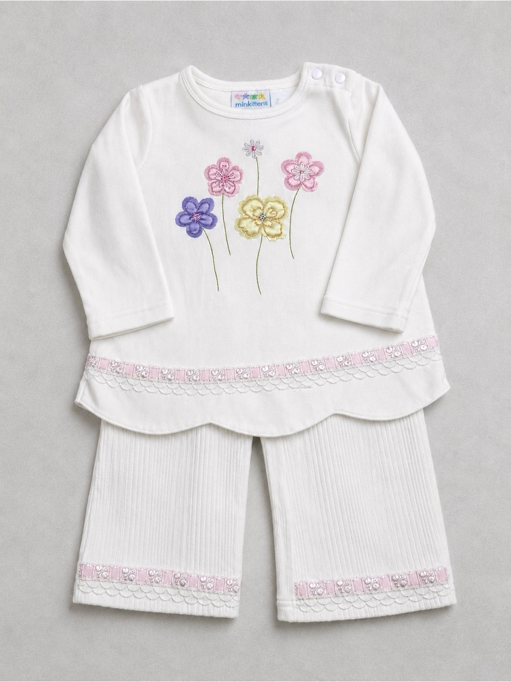 Y2K Miniwear toddler girl 3T 2 piece outfit loungewear white floral appliqué
